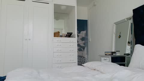 Lily Marie online show from 01.14.26