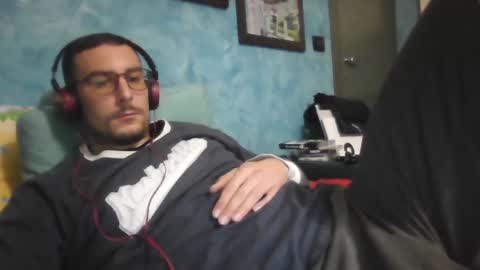 Snapshot of theitalianx95x chatting on 12.17.24 theitalianx95x online show from 12.17.24