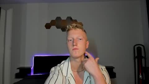 Snapshot of thejacob_d chatting on 11.09.25 thejacob_d online show from 11.09.25