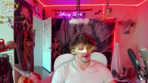 Snapshot of thejohnnystone chatting on 10.16.25 Johnny Stone online show from 10.16.25