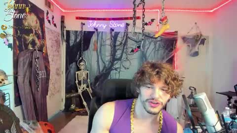 Snapshot of thejohnnystone chatting on 10.27.25 Johnny Stone online show from 10.27.25