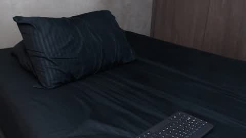 Snapshot of thekingerick chatting on 03.10.25 thekingerick online show from 03.10.25