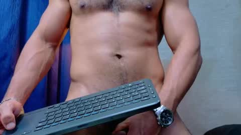 Snapshot of thekingerick chatting on 09.22.25 thekingerick online show from 09.22.25