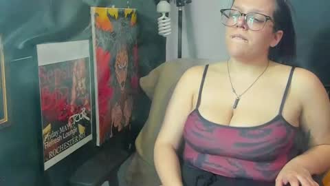Snapshot of thekinkhouse chatting on 03.11.25 Goddess Nola online show from 03.11.25