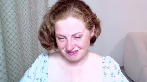 Ella online show from 09.17.25