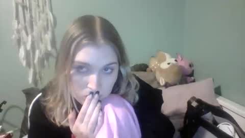 Little Bambii online show from 12.30.24