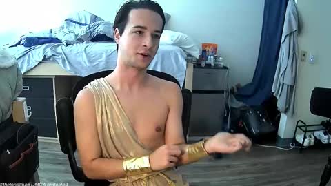 Louie online show from 10.28.25