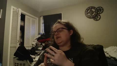 Snapshot of themistyprice chatting on 12.15.25 MistyPrice online show from 12.15.25