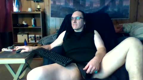 Snapshot of theneonraven chatting on 10.02.25 The Neon Raven online show from 10.02.25
