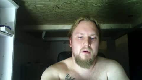 thenewdude1992 online show from 12.11.24