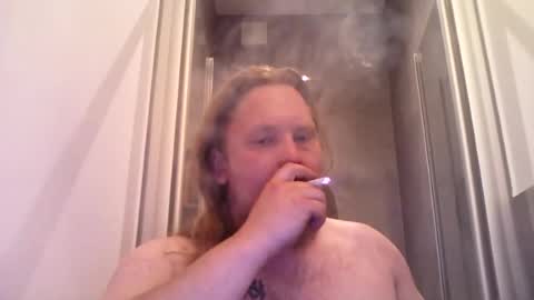 Snapshot of thenewdude1992 chatting on 06.11.26 thenewdude1992 online show from 06.11.26