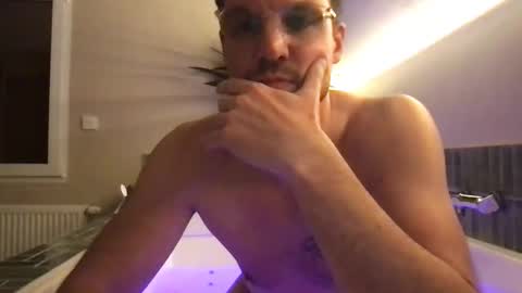 thenudeworldrover online show from 04.12.26