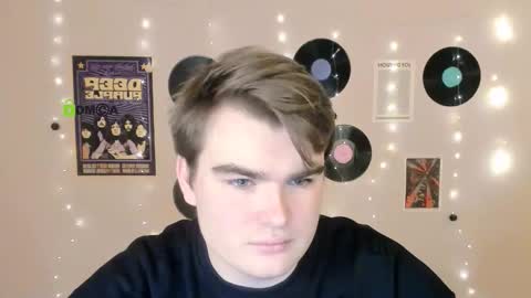 Snapshot of theo_drift chatting on 01.08.26 theo_drift online show from 01.08.26