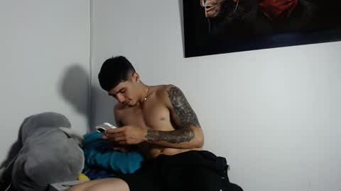 theo_levis online show from 04.02.26