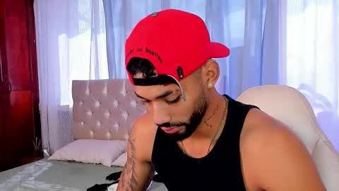 Theo Sky online show from 09.13.25