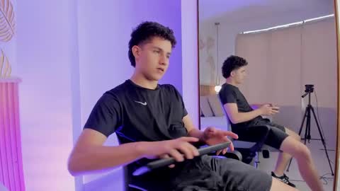  THEO- MATEO  online show from 12.14.24