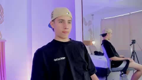  THEO- MATEO  online show from 12.15.24