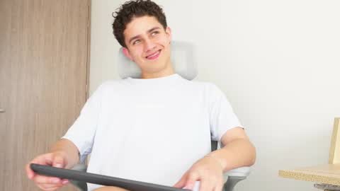  THEO- MATEO  online show from 02.13.25