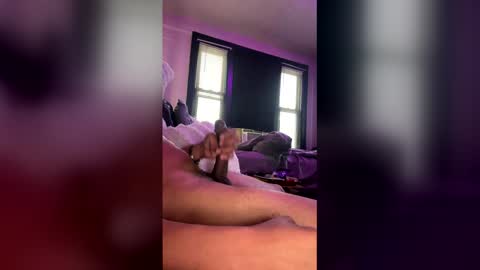 Snapshot of theonenotthetwox chatting on 02.20.26 theonenotthetwox online show from 02.20.26