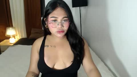 FRANCINE online show from 04.12.26