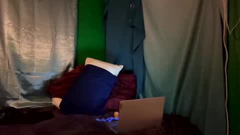 theonlyboi43ver online show from 10.15.25