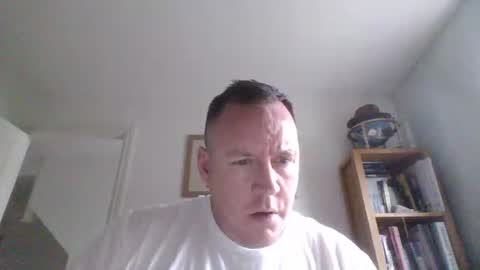 Snapshot of thepigboy chatting on 12.16.25 thepigboy online show from 12.16.25