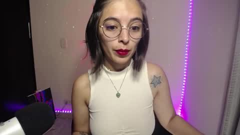 Snapshot of thepowerpuffgirl_99 chatting on 01.04.25 Amy online show from 01.04.25