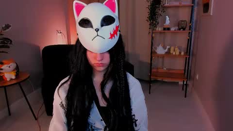 thepretty_kitty online show from 11.13.25