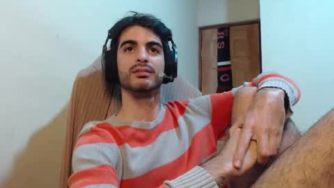 Santiago Enrique online show from 12.05.25