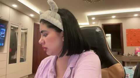 therealcamilabaddie online show from 10.17.25