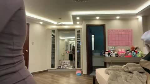 Snapshot of therealcamilabaddie chatting on 01.18.26 therealcamilabaddie online show from 01.18.26