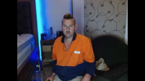 Snapshot of therealkurva4u chatting on 09.24.25 therealkurva4u online show from 09.24.25