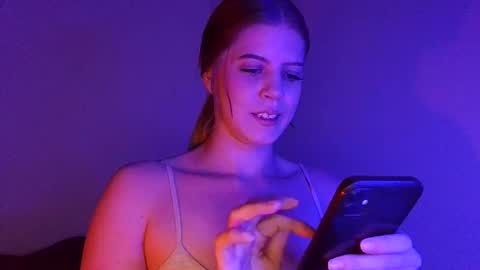  newgirl blonde pawg stripper online show from 05.31.26