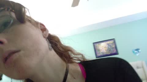 Snapshot of thesexualdragon chatting on 02.05.25 TheSexualDragon online show from 02.05.25