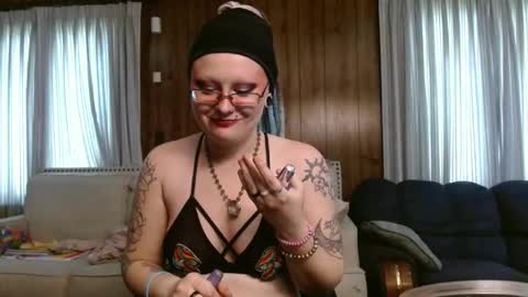 Siren of the Fae online show from 04.17.26