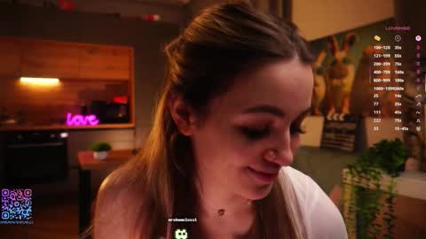 Mia online show from 09.18.25
