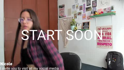 Snapshot of thetropicalseduction chatting on 12.19.24 Nicole online show from 12.19.24