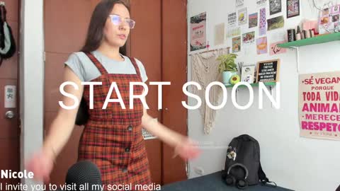 Snapshot of thetropicalseduction chatting on 01.23.25 Nicole online show from 01.23.25