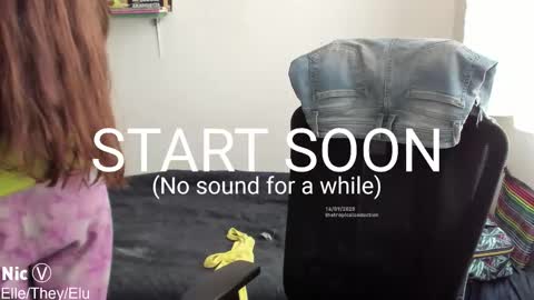 Snapshot of thetropicalseduction chatting on 09.16.25 Nicole online show from 09.16.25