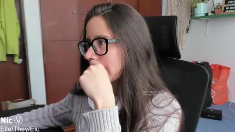 Nicole online show from 01.09.26