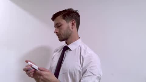 The Waiter online show from 11.25.25