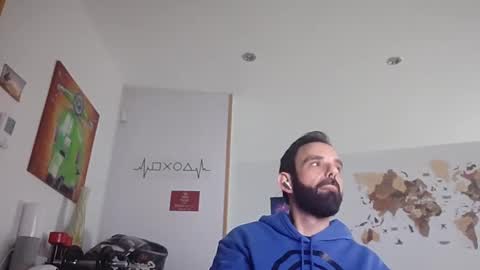 Snapshot of thewitcher69_ chatting on 12.07.24 thewitcher69_ online show from 12.07.24