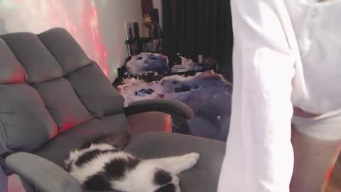 theysaidimcute online show from 03.19.26