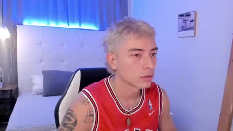 Thiago  online show from 04.25.26