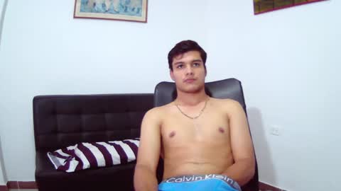 Snapshot of thiago__diaz chatting on 01.25.25 Thiago Diaz online show from 01.25.25