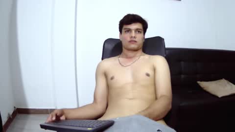 Snapshot of thiago__diaz chatting on 02.09.25 Thiago Diaz online show from 02.09.25