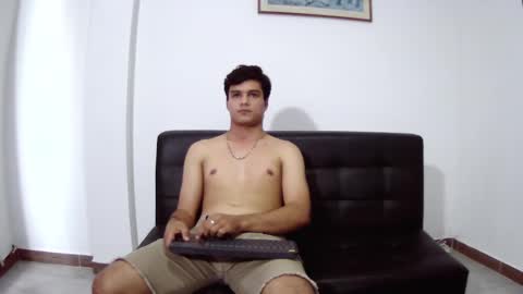 Snapshot of thiago__diaz chatting on 02.10.25 Thiago Diaz online show from 02.10.25