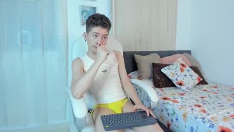 Manuel online show from 10.31.25