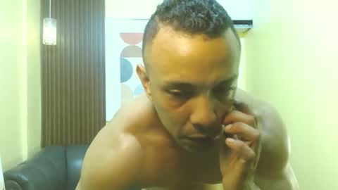 Snapshot of thiago_summers chatting on 04.28.26 Thiago Summers online show from 04.28.26