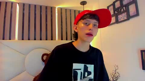 Snapshot of thiago_twink38 chatting on 06.22.26 thiago_twink38 online show from 06.22.26